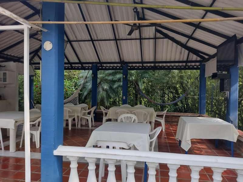 Hotel Campestre El Salitre Villeta Exterior photo